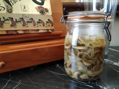 Receta de Champiñones en Escabeche